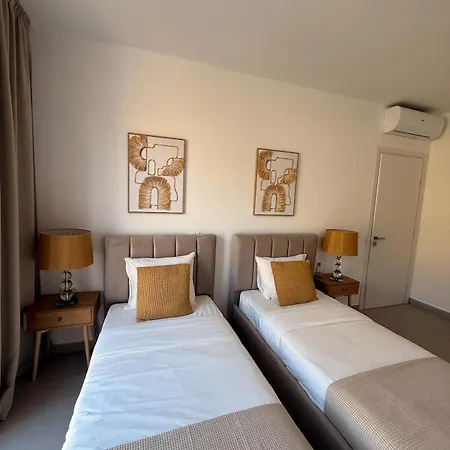 Arletta Sea View Sarandë