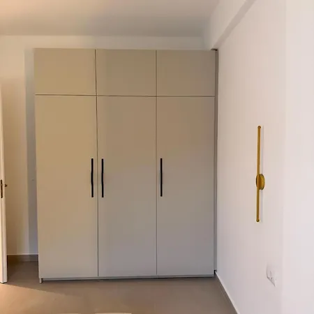 Arletta Sea View Apartment Sarande