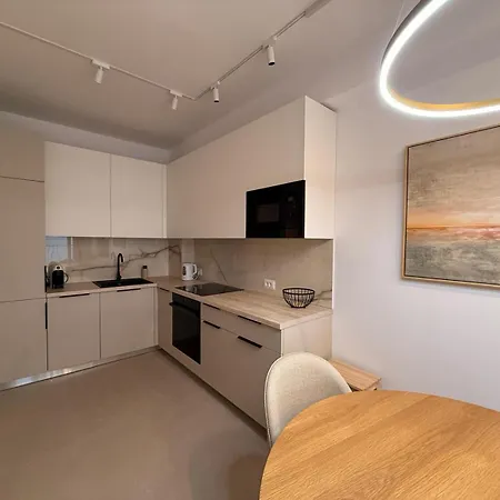 Arletta Sea View Apartment Sarande