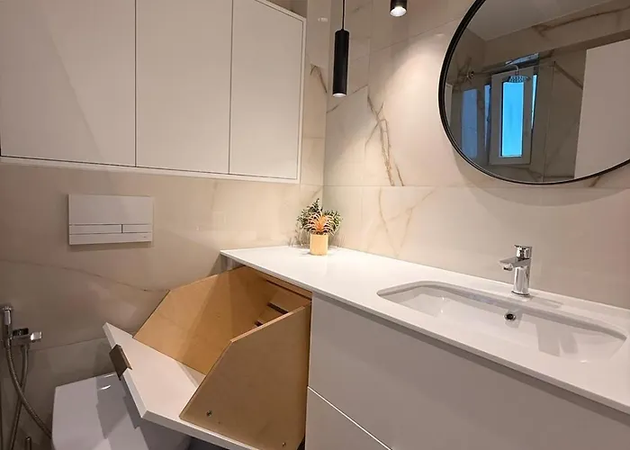 Arletta - Panoramic View *